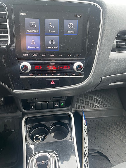 Mitsubishi Outlander 15 of 18