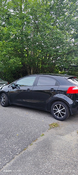 Kia Rio 4 of 5