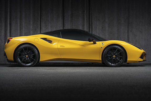 Ferrari 488 GTB 6 of 30