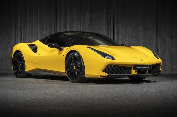Ferrari 488 GTB 7 of 30