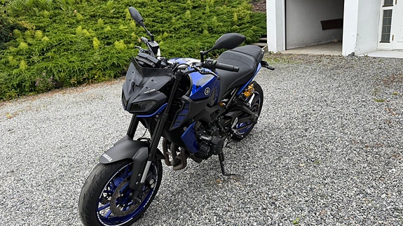Yamaha MT-09 8 of 15