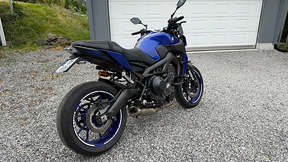 Yamaha MT-09 14 of 15