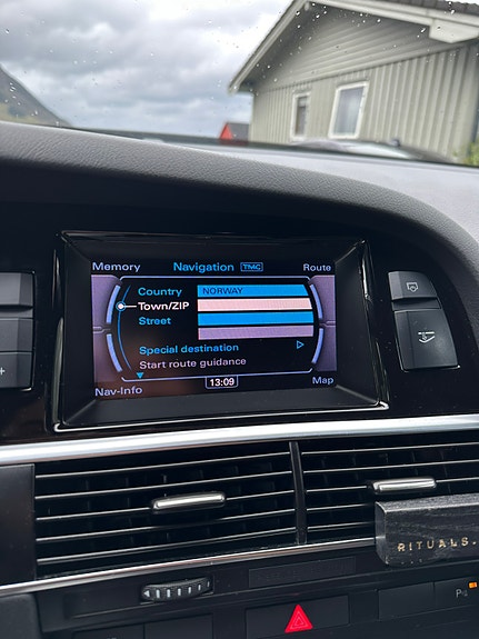 Audi A6 28 of 30
