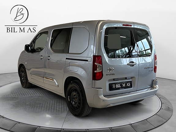 Toyota Proace City 3 of 5