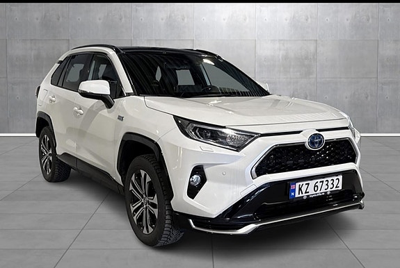 Toyota RAV4 4 of 5
