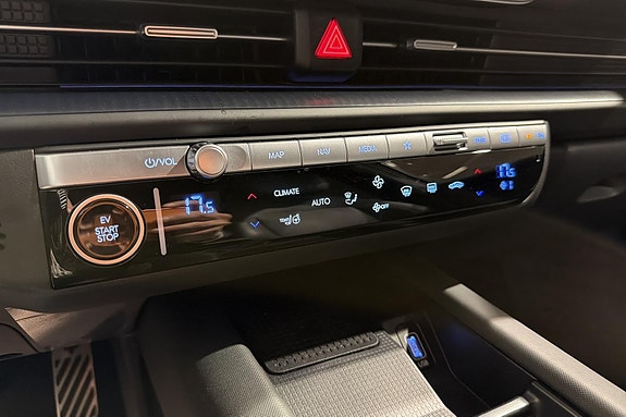 Hyundai Ioniq 6 15 of 24