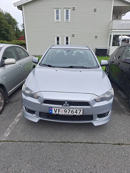 Mitsubishi Lancer 3 of 5