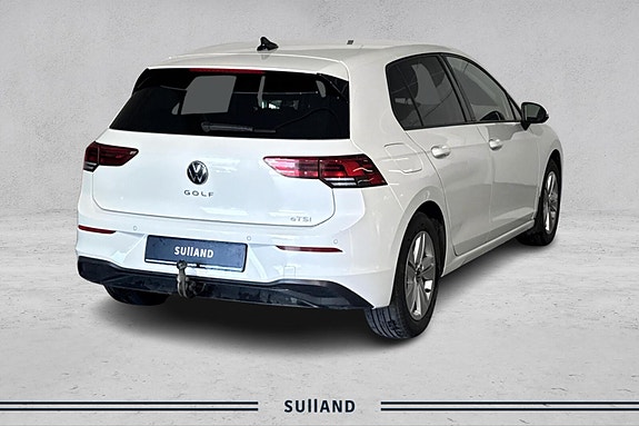 Volkswagen Golf VIII 5 of 5