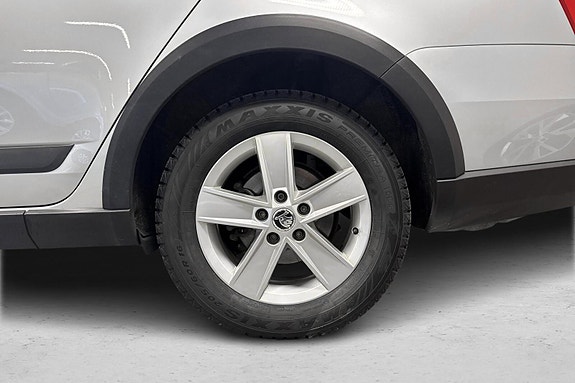 Skoda Octavia Scout 19 of 24