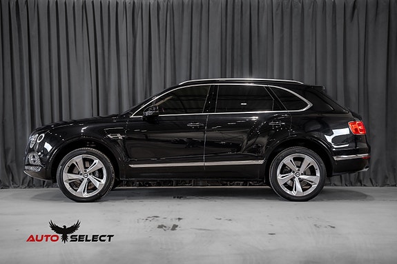 Bentley Bentayga 22 of 30