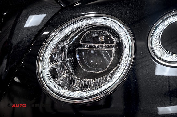 Bentley Bentayga 9 of 30