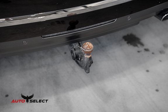 Bentley Bentayga 12 of 30