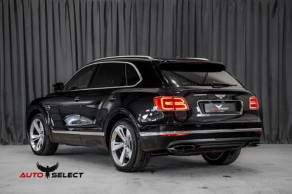 Bentley Bentayga 11 of 30