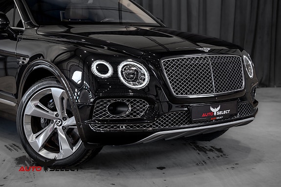 Bentley Bentayga 2 of 30