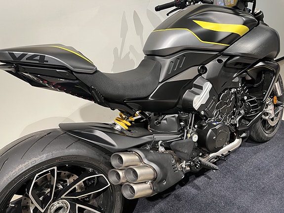 Ducati Diavel V4 13 of 15