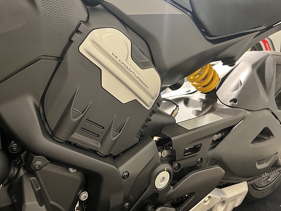 Ducati Diavel V4 8 of 15