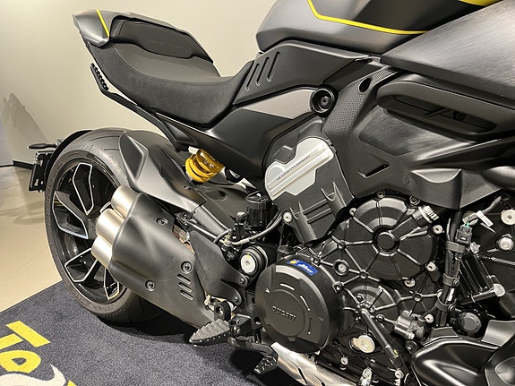 Ducati Diavel V4 15 of 15