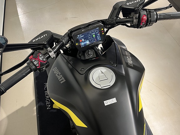 Ducati Diavel V4 10 of 15
