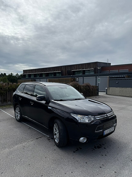 Mitsubishi Outlander 3 of 13