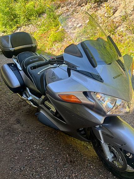Honda ST 1300 Pan European 19 of 22