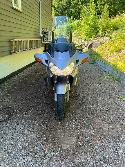 Honda ST 1300 Pan European 2 of 22