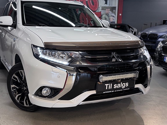 Mitsubishi Outlander 20 of 30