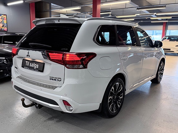 Mitsubishi Outlander 7 of 30