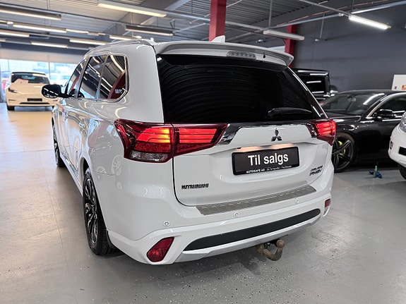 Mitsubishi Outlander 12 of 30