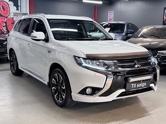 Mitsubishi Outlander 4 of 30