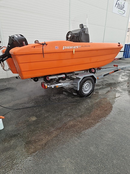 Pioner 15 allround med trimmet 20 HK motor/ekkolodd- god pris 3 of 3