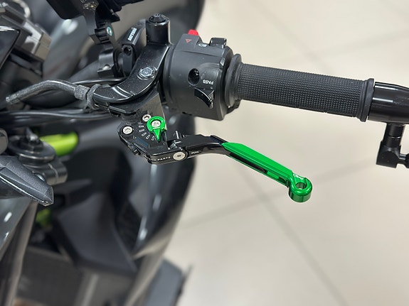 Kawasaki Z 900 A2 10 of 21