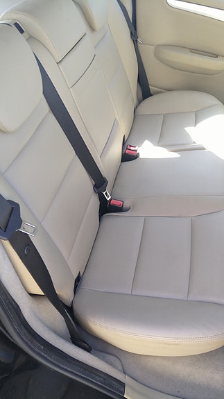 Mercedes-Benz B200 4 of 20