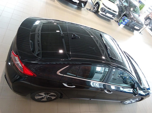 Hyundai IONIQ 7 of 30