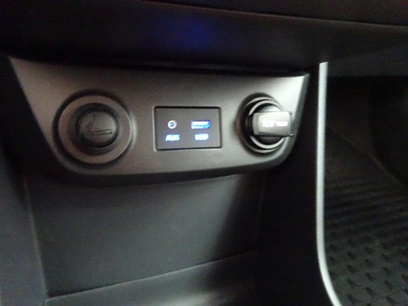 Hyundai IONIQ 23 of 30