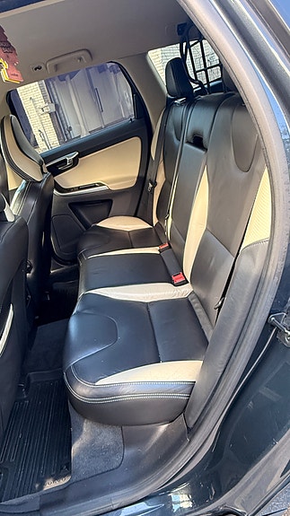 Volvo XC60 20 of 30