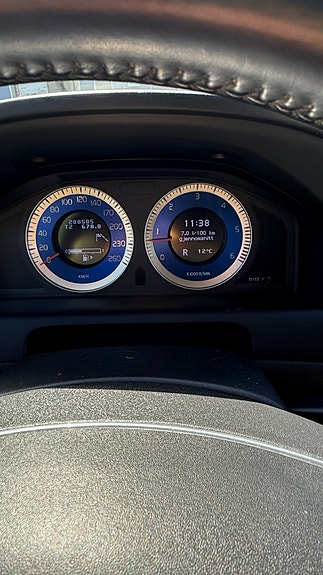 Volvo XC60 29 of 30