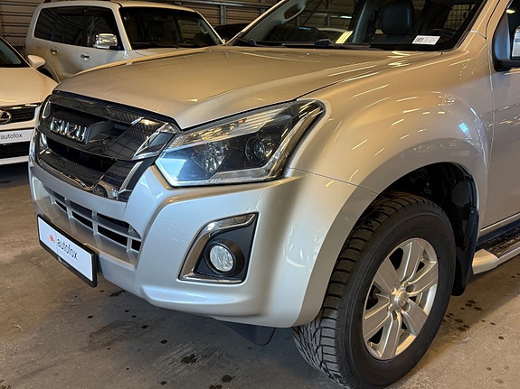 Isuzu D-max 2 of 5