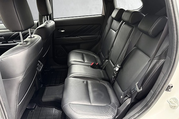 Mitsubishi Outlander 11 of 20