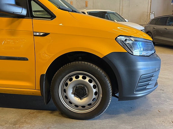 Volkswagen Caddy Maxi 5 of 5