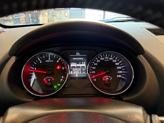 Nissan Qashqai+2 15 of 30