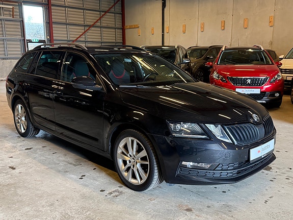 Skoda Octavia 3 of 5