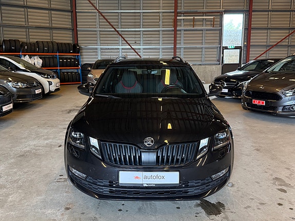 Skoda Octavia 2 of 5
