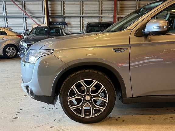 Mitsubishi Outlander 10 of 29