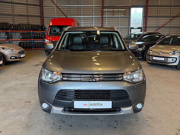 Mitsubishi Outlander 3 of 29