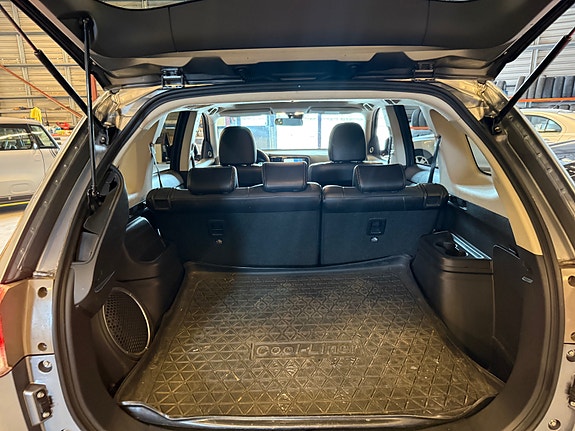 Mitsubishi Outlander 22 of 29