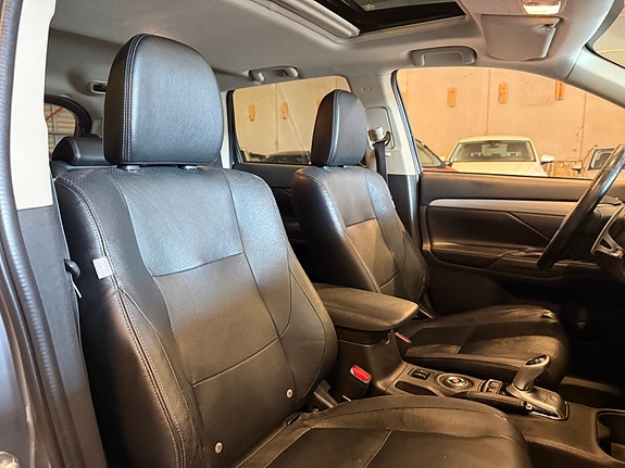 Mitsubishi Outlander 28 of 29
