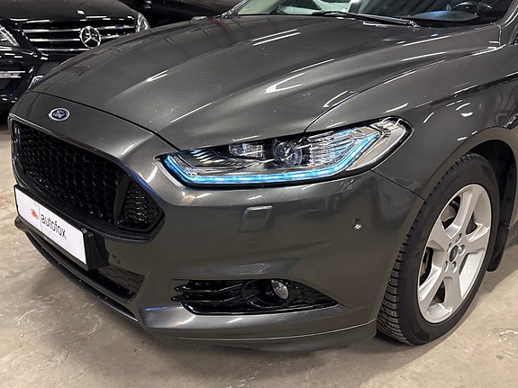 Ford Mondeo 2 of 5