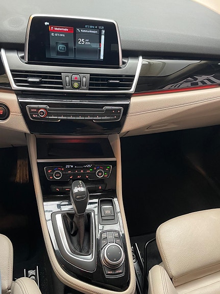 BMW 2-Serie 14 of 26