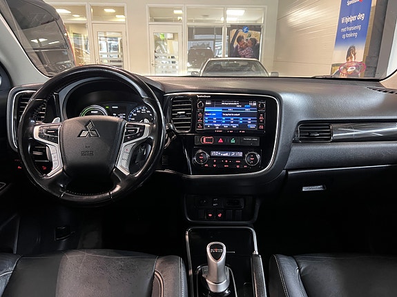 Mitsubishi Outlander 28 of 30