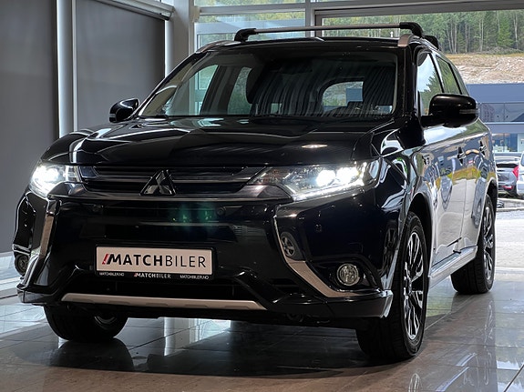 Mitsubishi Outlander 2 of 30